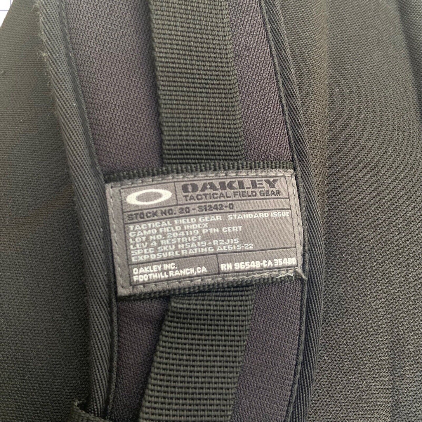 Rare 2006 Oakley Surf Pack 2.0 Desert Backpack