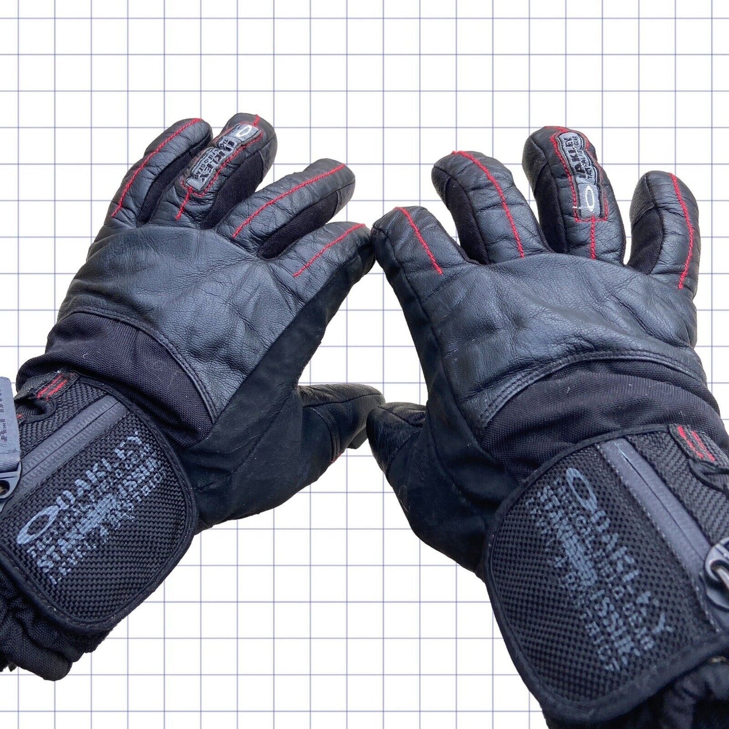 Oakley Tactical Field Gear Insulated Cargo Gloves